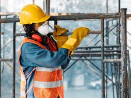 Maintenance et entretien d’un échafaudage roulant en acier